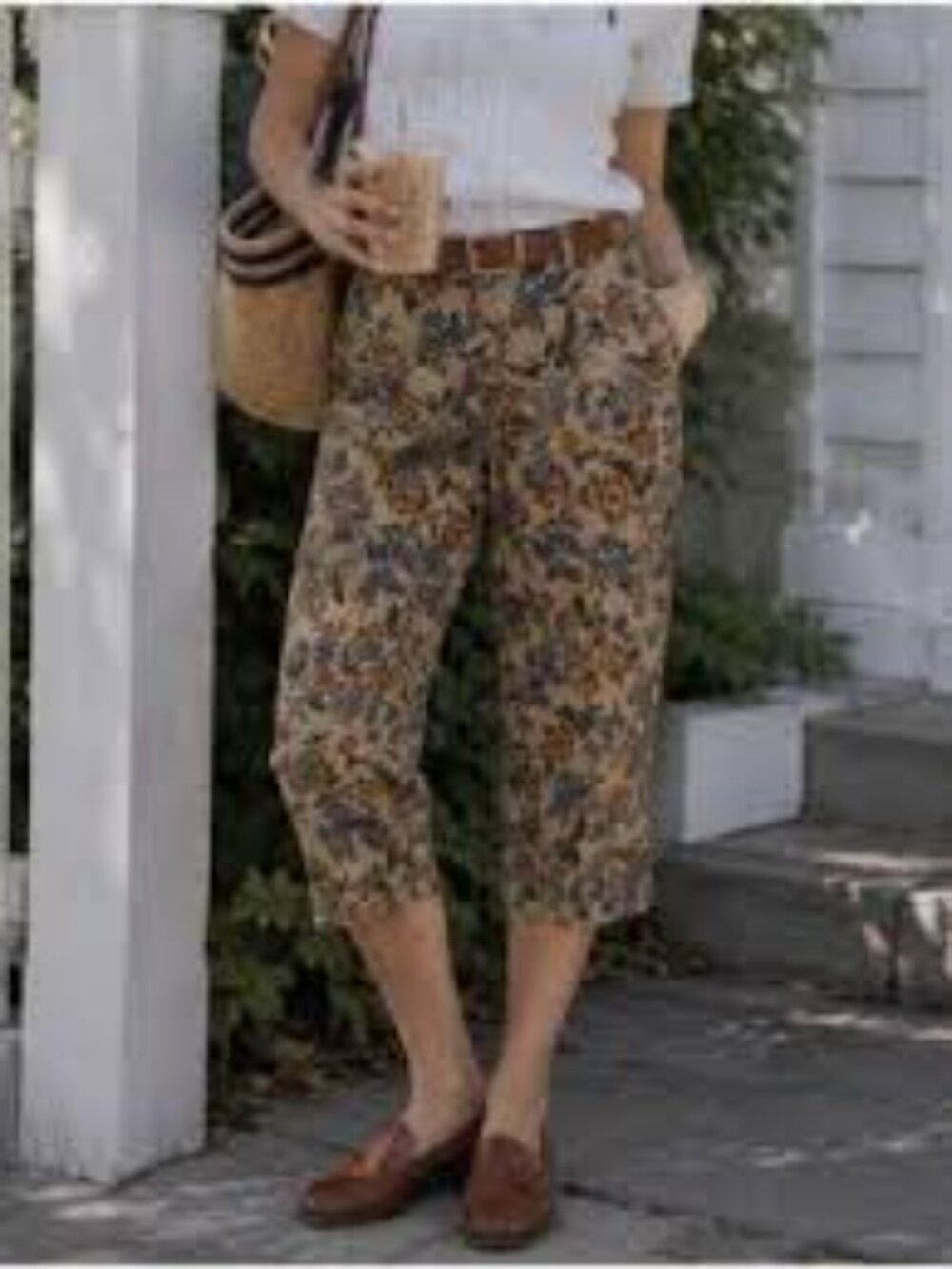 Vintage Lauren Ralph Lauren Tan Floral-Print Capri Cropped Pants Tailored Earthy